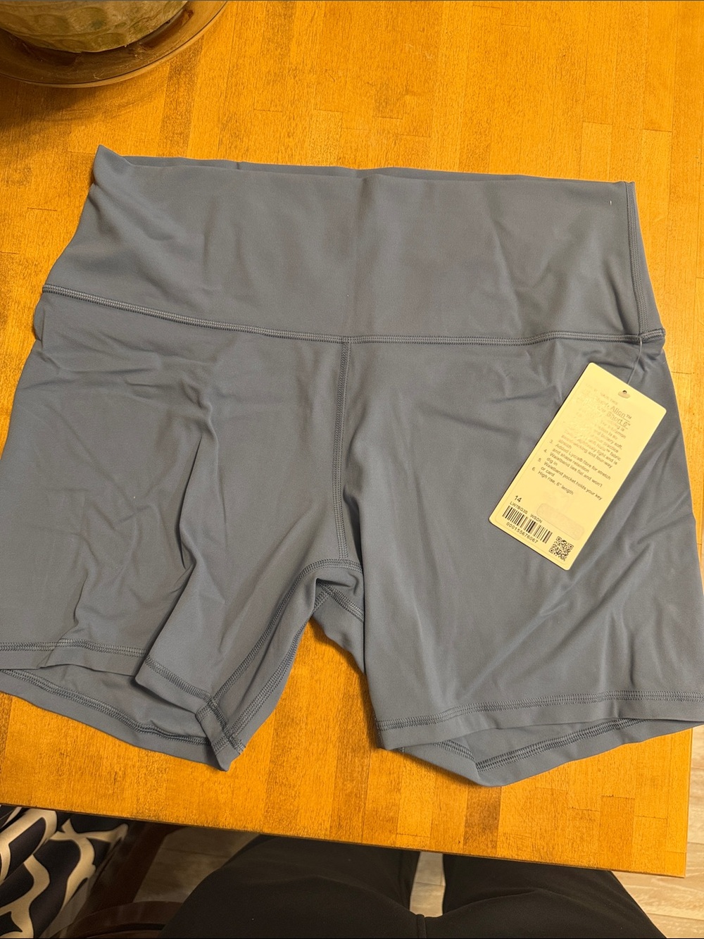 Lululemon align high rise short 6”  size 14